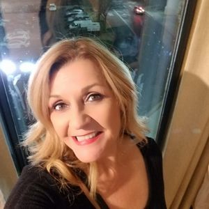 Meet your Posher, Nanette